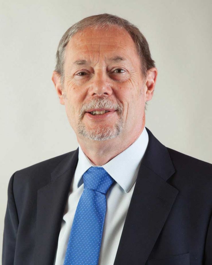 john-eary-profile-pic-large-800px-w-x-1000px-h-01.jpg
